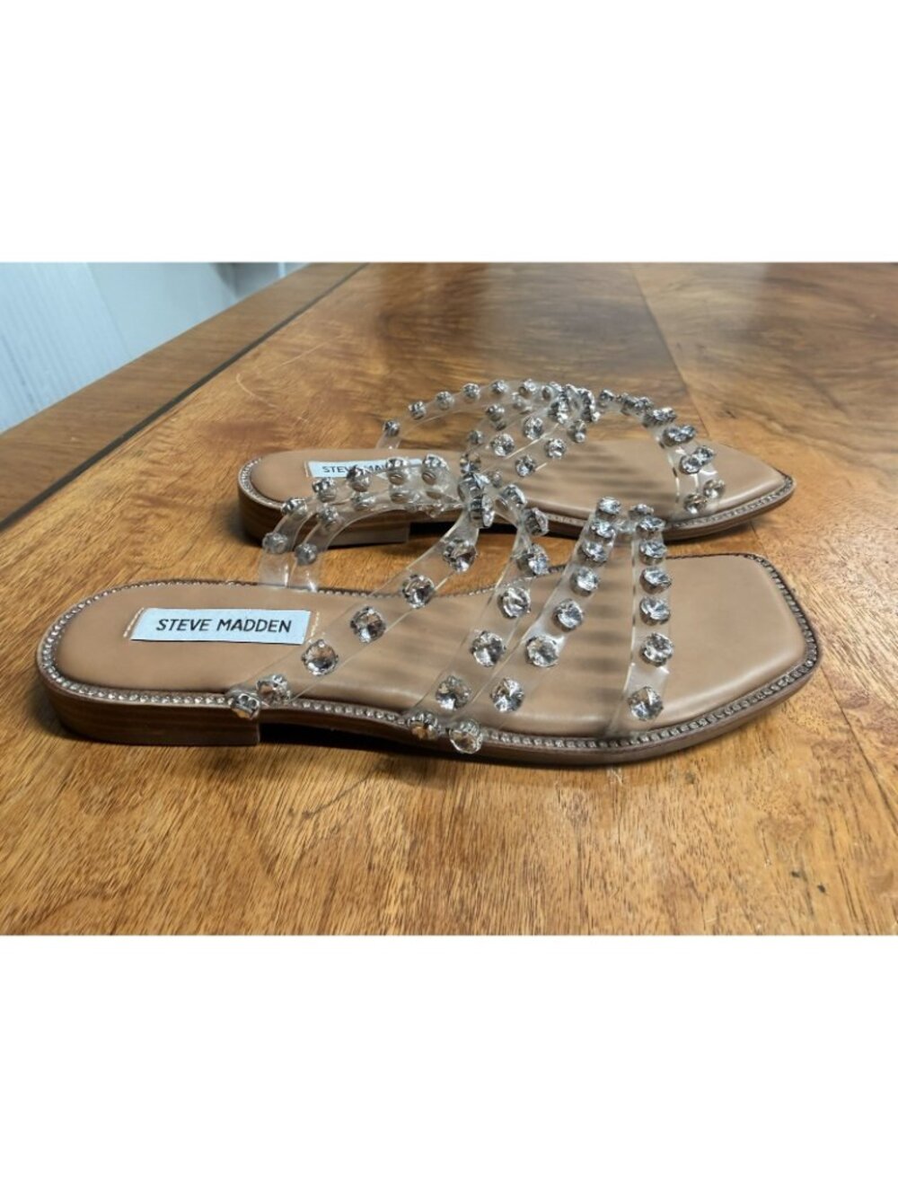 Steve Madden Women’s 7 Rhinestone Strappy Skyler Clear Sandals Cushioned Summer - Picture 3 of 6